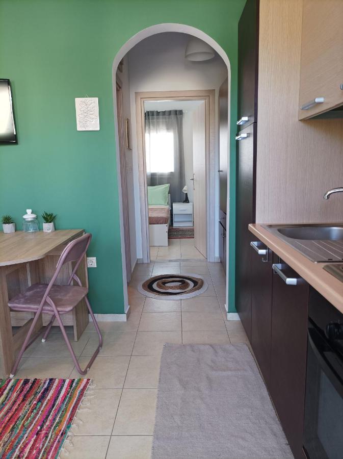 Home Away From Home Ixia  Buitenkant foto